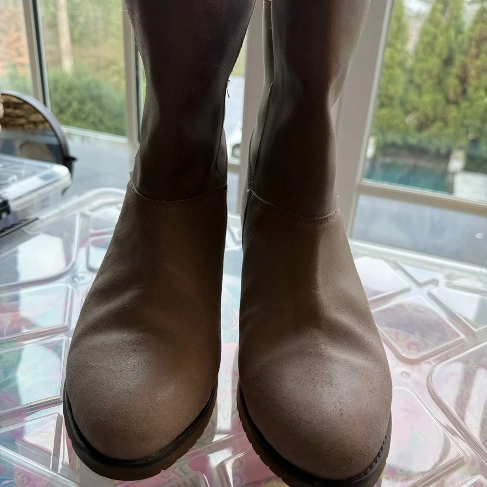Emu Australia (Ugg) Emerald Tan Suede Wedge Merino Wool Lined Ankle Boots 9
